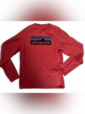Patagonia Red Long Sleeve Pullover Fleece